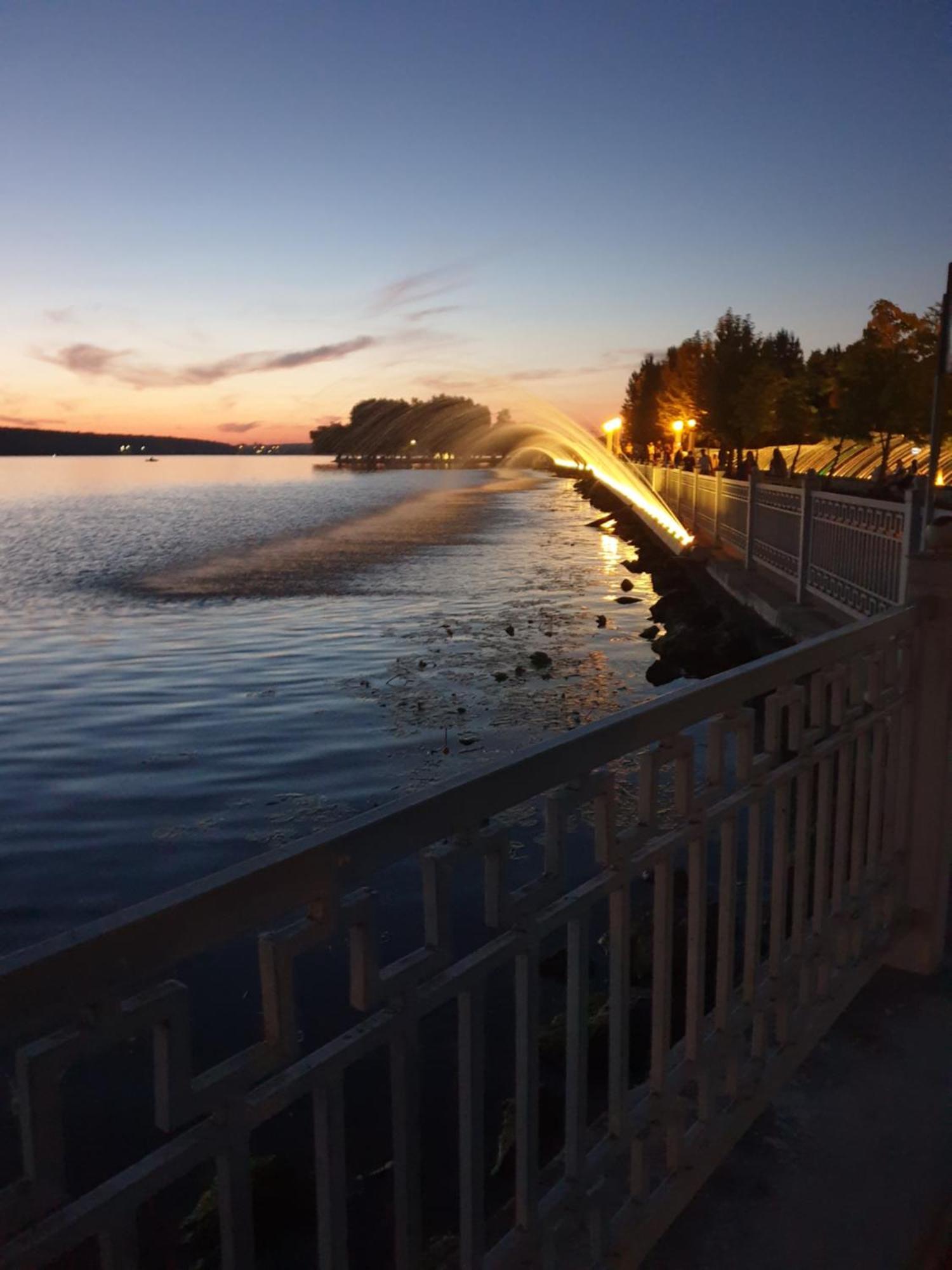 Стильна Квартира-Студія В Центрі Міста На Набережній Ternopil Oda fotoğraf